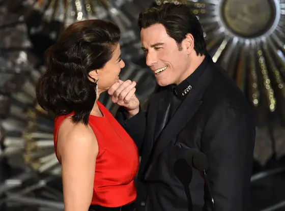 john travolta idina menzel oscars