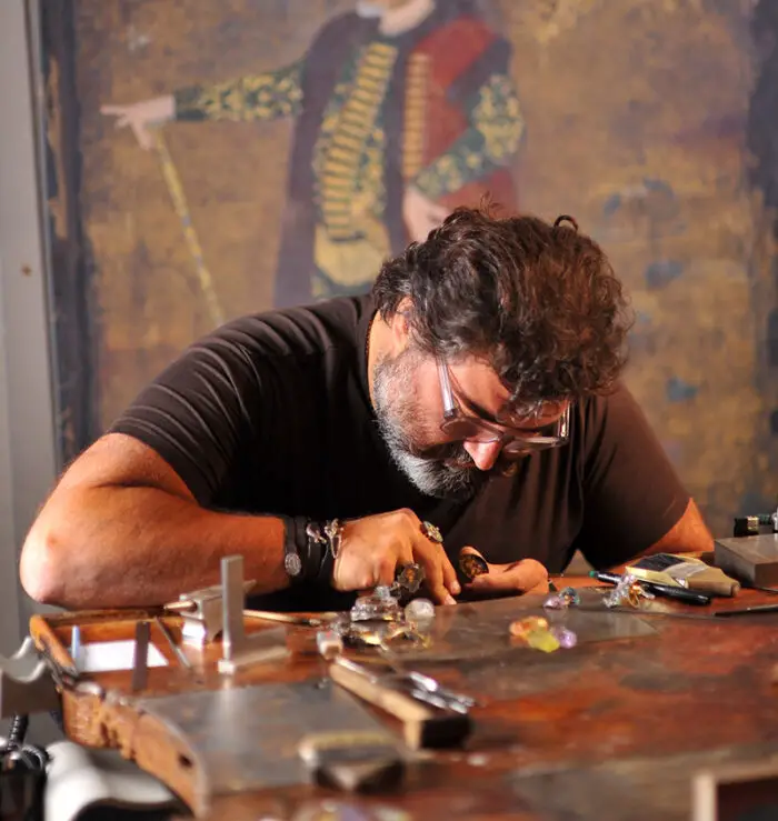 evan Bicacki working in his atelier