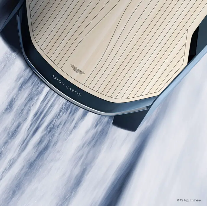 Read more about the article The First Official Aston Martin On Water – The AM37 Power Speedboat.