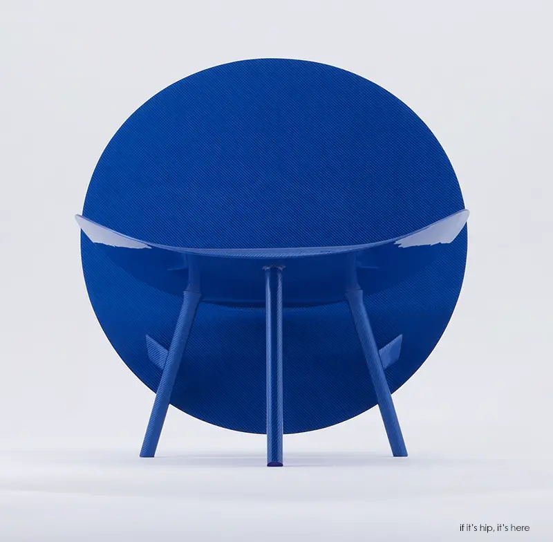 Halo chair blue frontal IIHIH