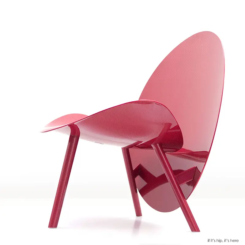 Halo red chair IIHIH