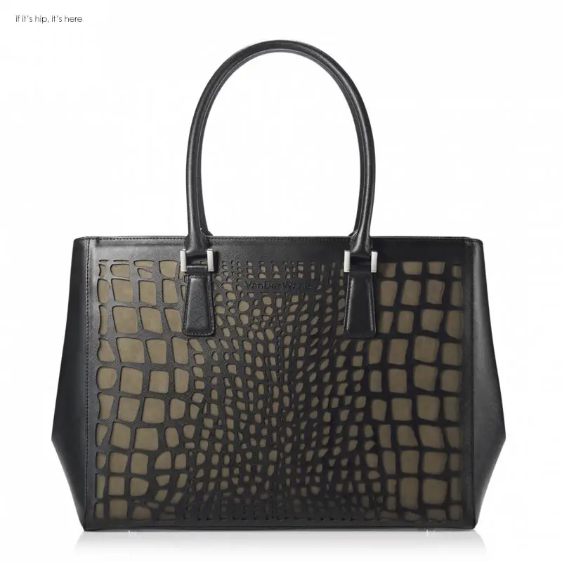 Caroline tote croc front IIHIH