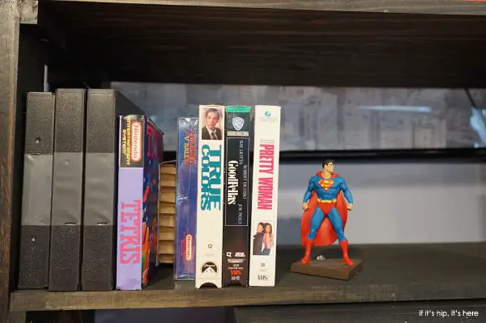 Seinfeld-Apartment-superman prop IIHIH