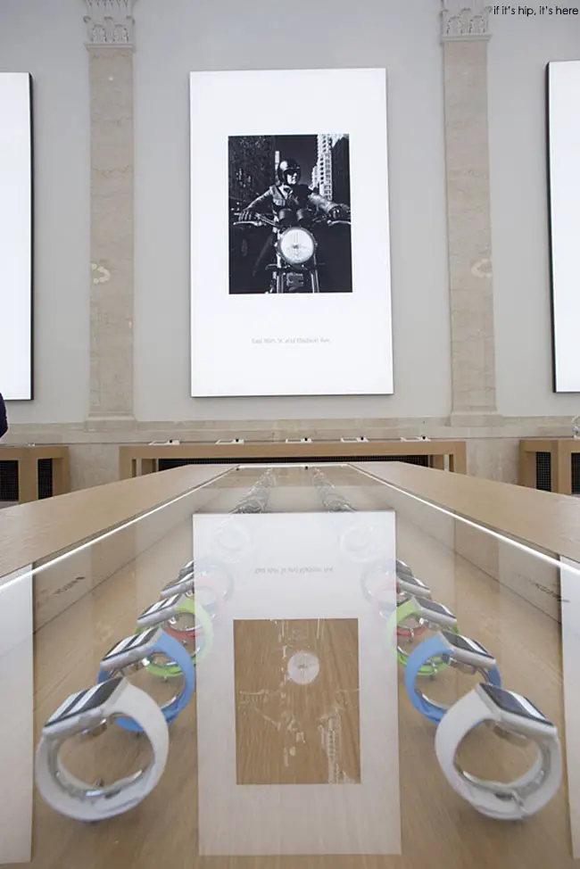  visual merchandising at Upper East Side Apple Store