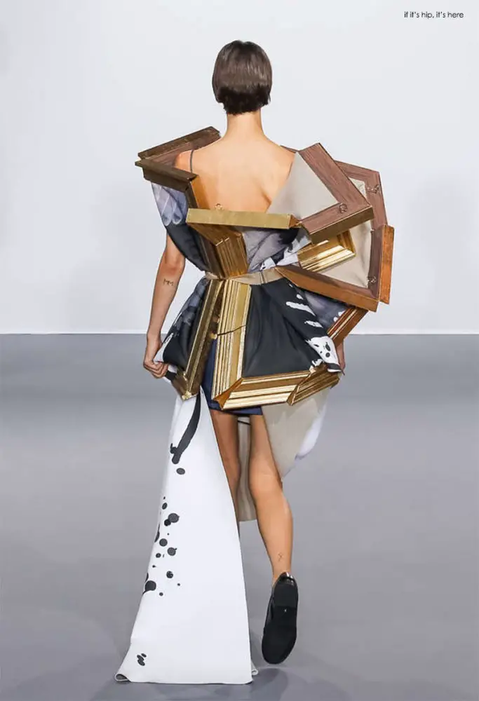 Viktor & Rolf 2015 runway 