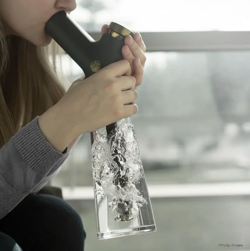 aura water pipe 4