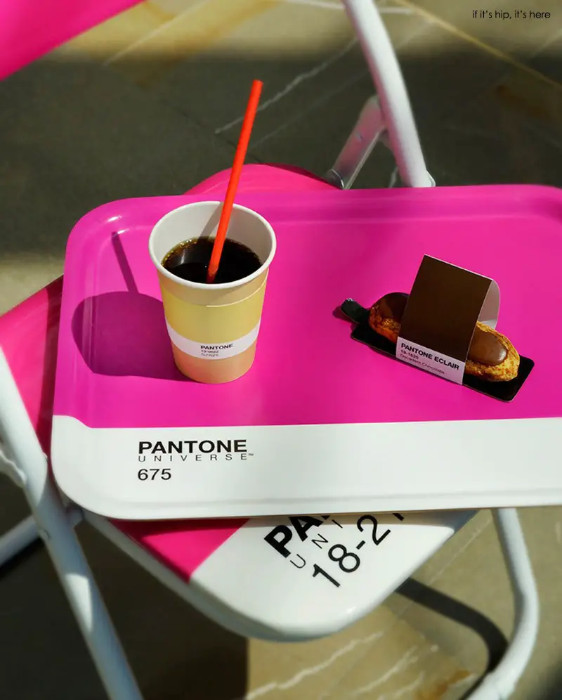 Pantone-Cafe2