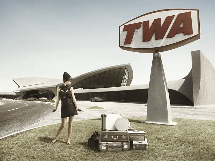 TWA_terminal_exterior