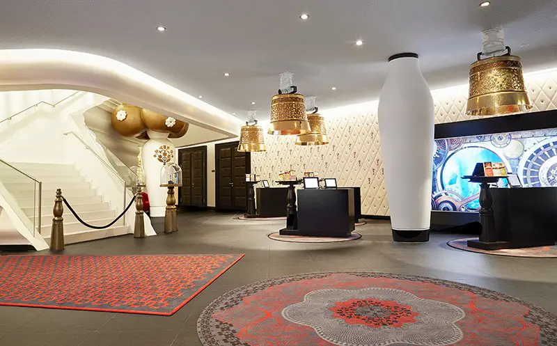 mw_kameha_zurich_lobby_01_zoom_in_bg