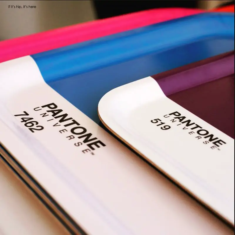 pantone universe trays