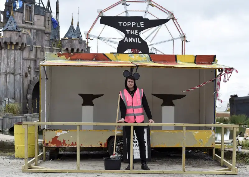 David Shrigley's topple the anvil game at Dismaland