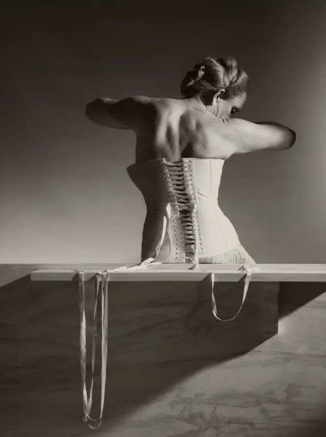 Sandro Miller, Horst P. Horst _ Mainbocher Corset, Paris (1939), 2014