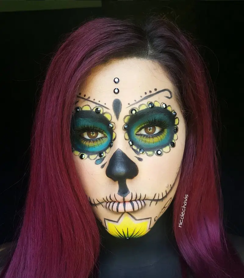 NICOLE CHAVIS face makeup halloween