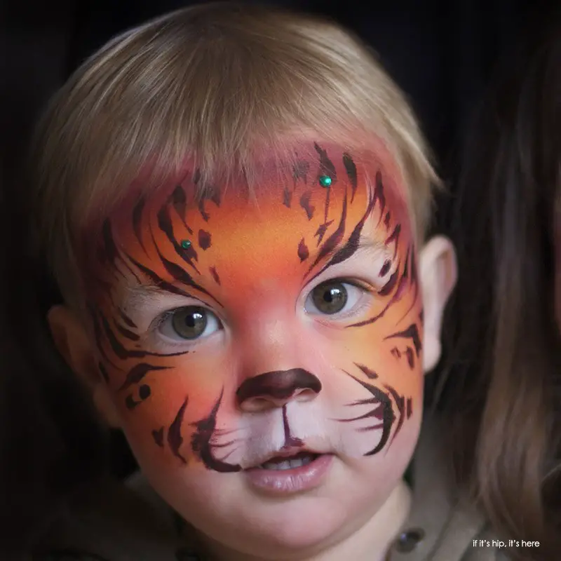 Children's Makeup for Halloween tiger