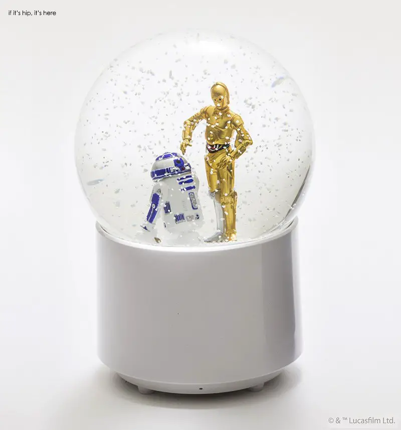 R2D2 & C3PO wireless snowglobe speaker 1