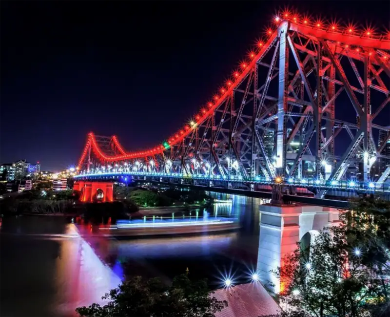 Brisbane, Australia bridge lit in solidarity