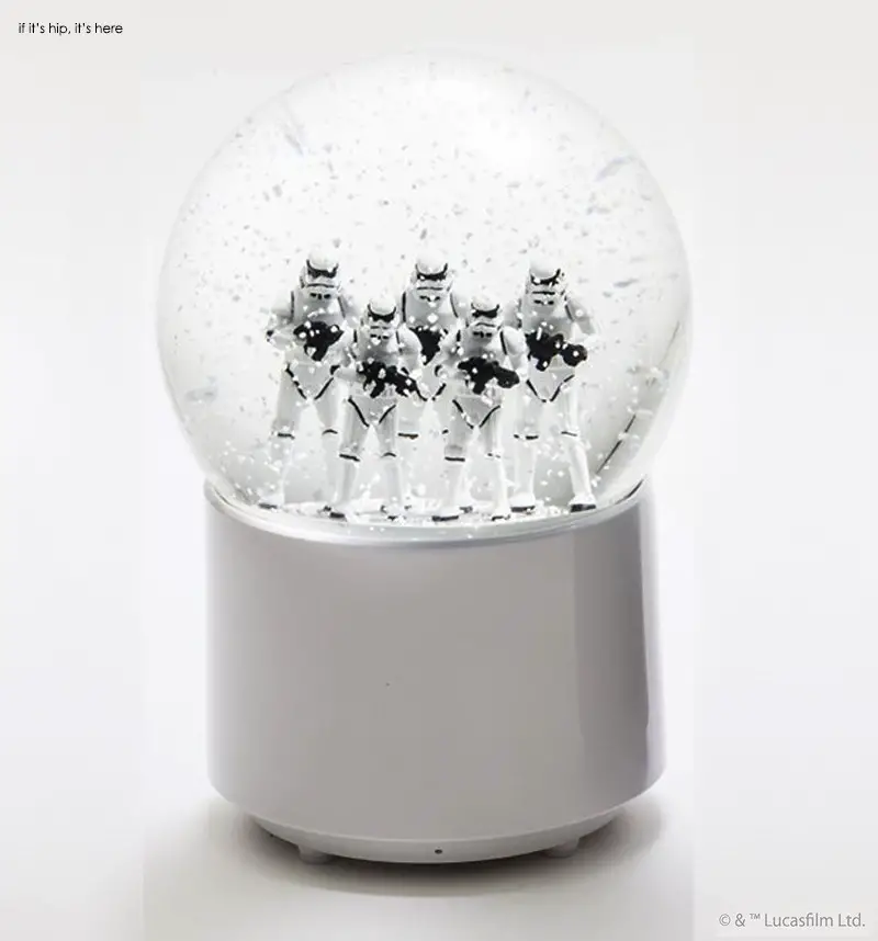 Stormtroopers wireless snowglobe speaker 1