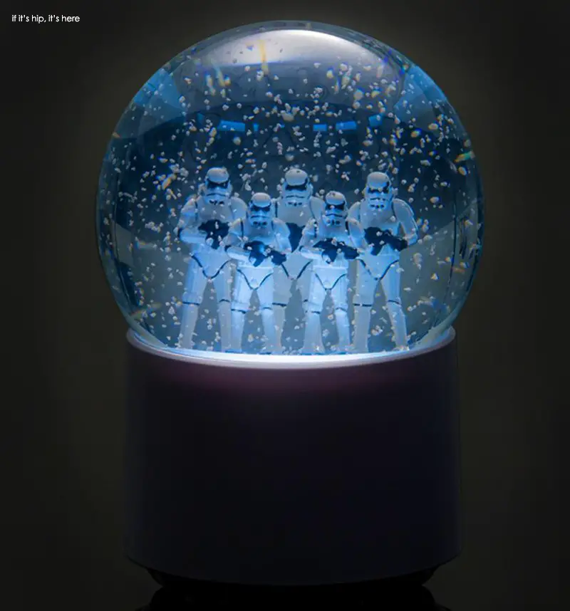 Stormtroopers wireless snowglobe speaker 2