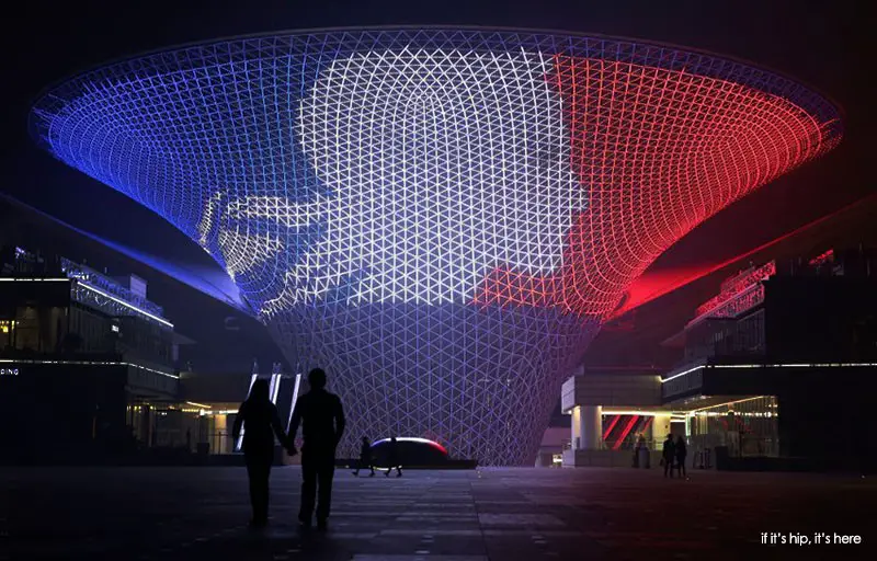 Shanghai World Expo Building lights up for paris