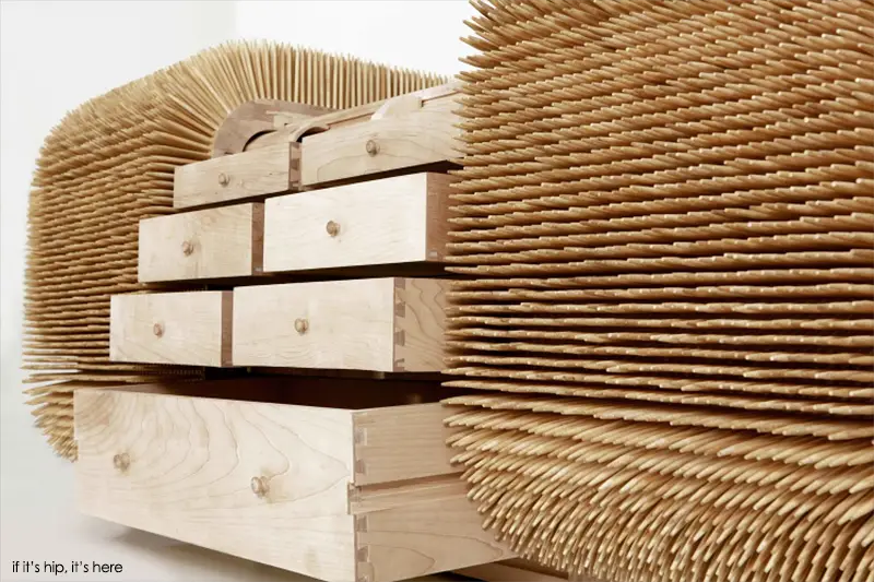 Sebastian Errazuriz Magistral Chest