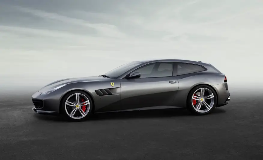 2017-Ferrari-GTC4Lusso-103-876x535