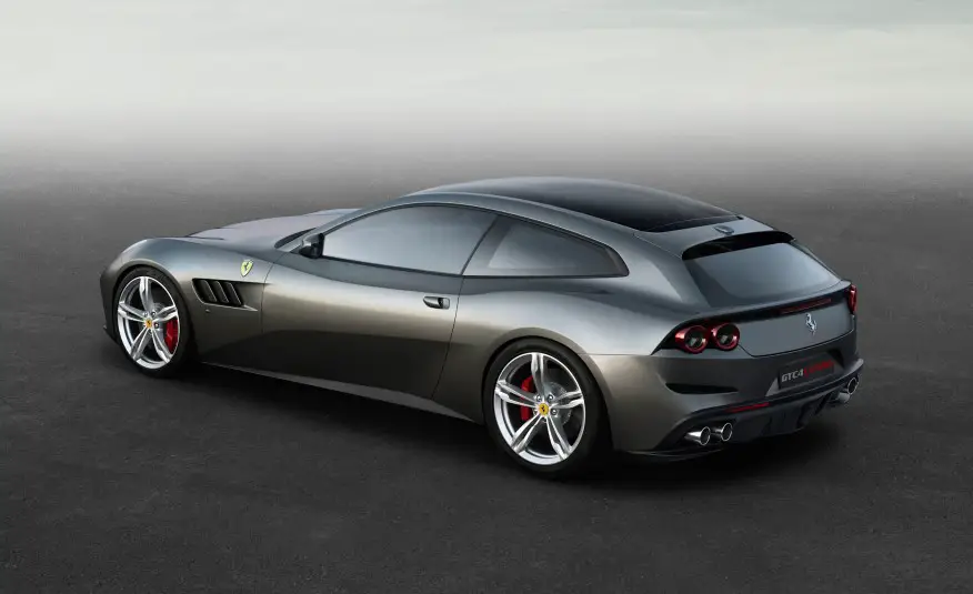 2017-Ferrari-GTC4Lusso-104-876x535