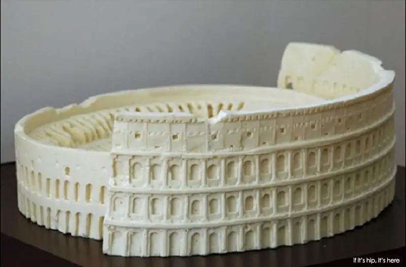 Colosseum in white chocolate