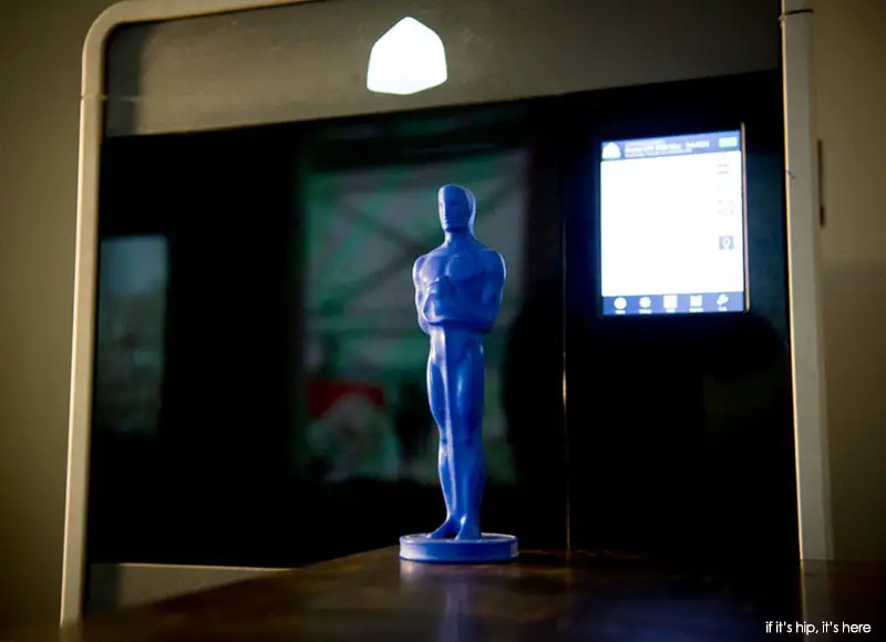 The 3D printed wax statuette