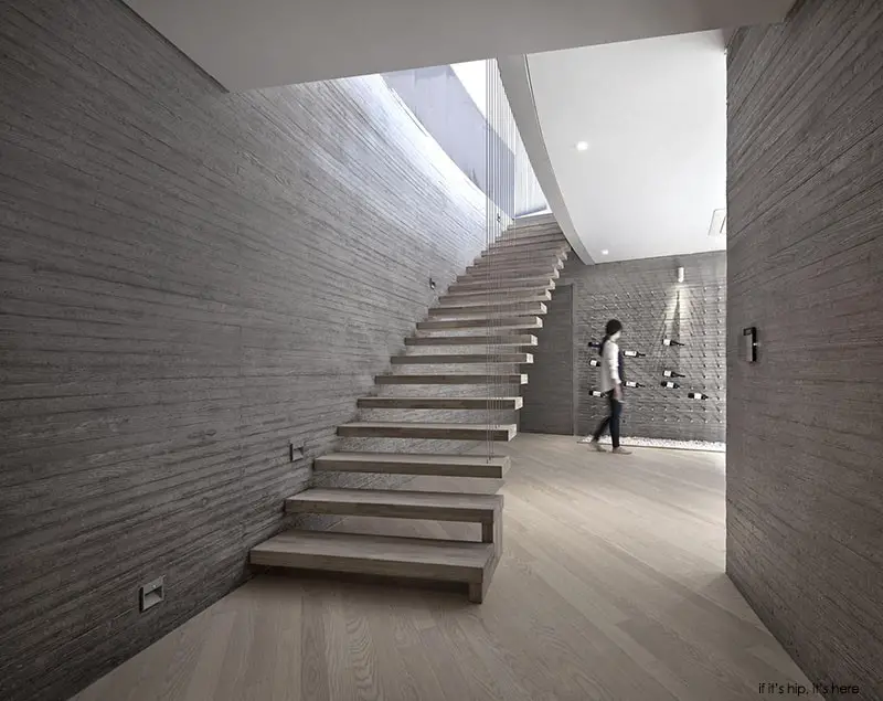 modern stairs Songdo House by Architect-K