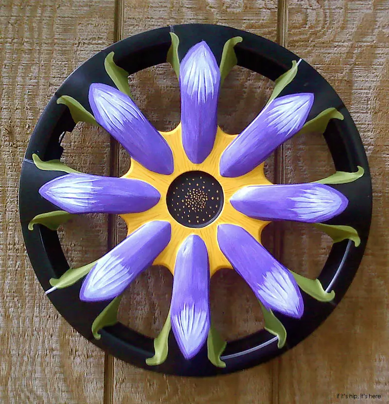 Purple Passion (clematis flowers) hubcap rt