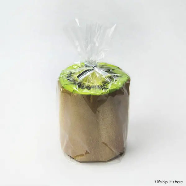 wrapping-kiwi