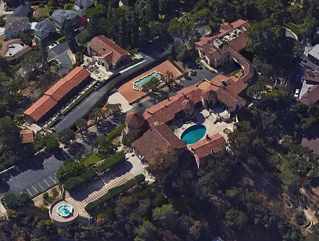 overhead view of the convent Katy Perry hopes to purchase