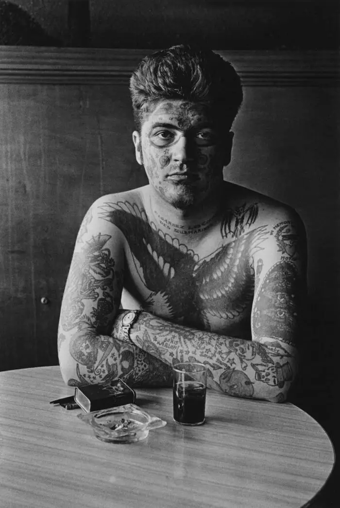 Diane Arbus, Jack Dracula at a Bar, New London, Conn. 1961