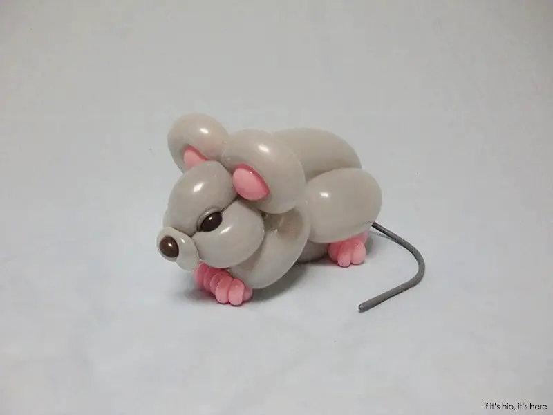 mouse balloon art