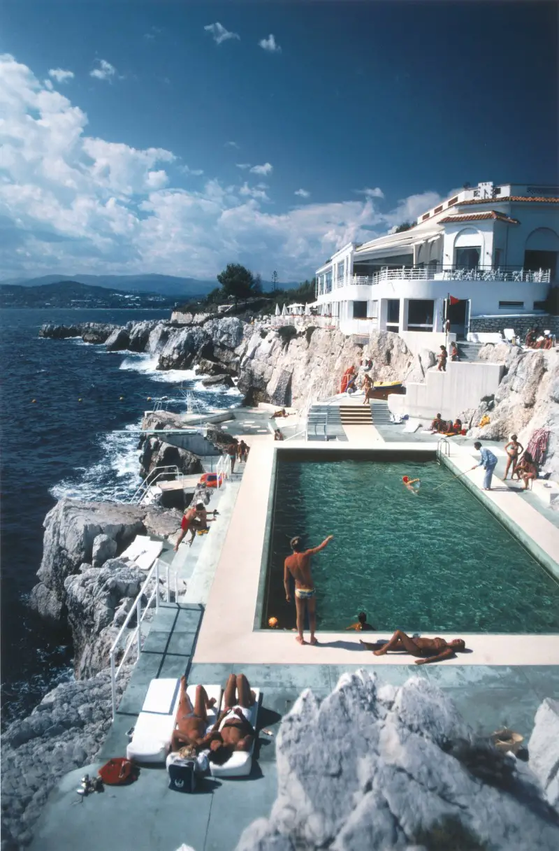 Eden Roc pool photo by Slim Aarons