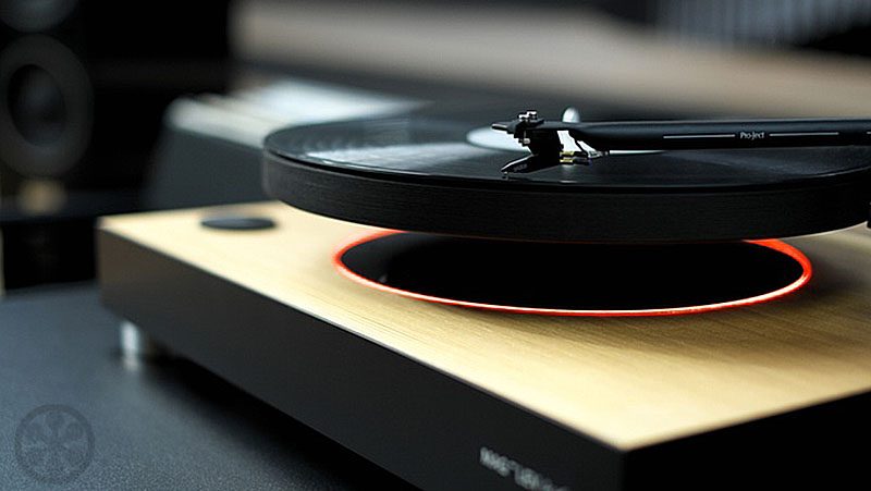World's First Levitating Turntable
