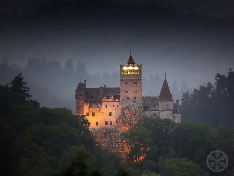 airbnb's dracula castle contest