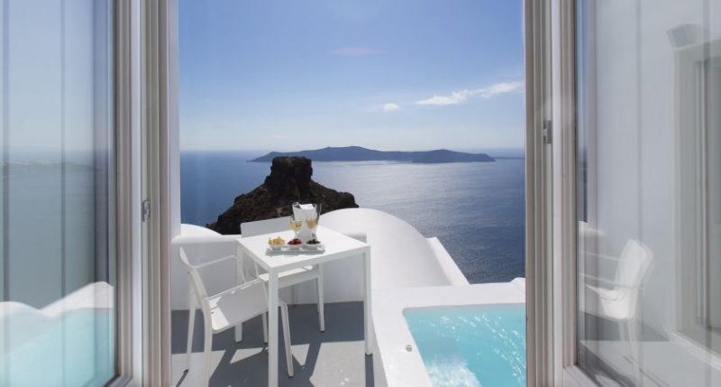 Santorini honeymoon Suite