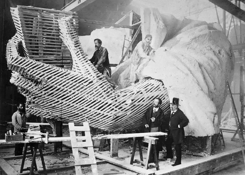 Construction of the skeleton and plaster surface of the left arm and hand of the Statue of Liberty