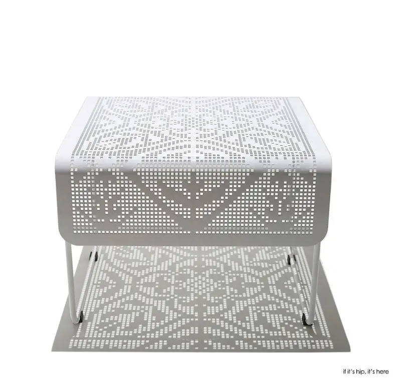 lace metal ottoman