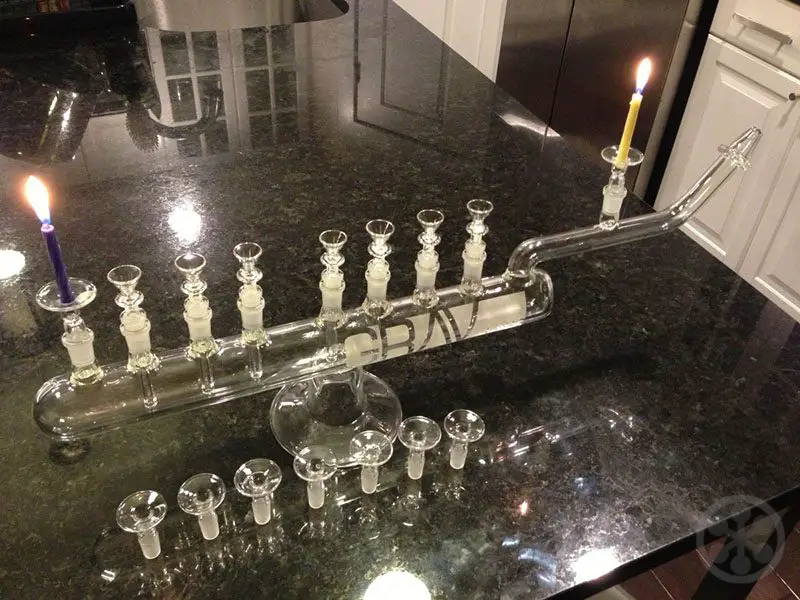 GRAV menorah bong