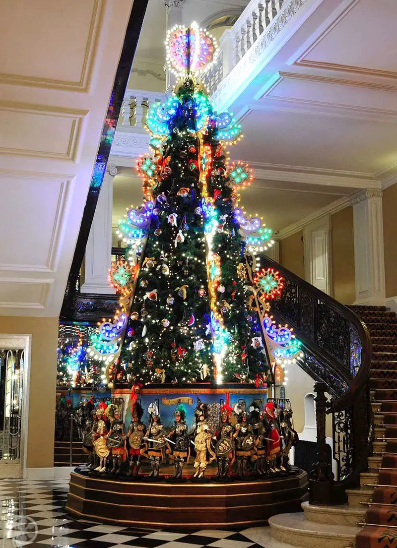 2013: Claridge's Christmas Tree by Dolce & Gabbana