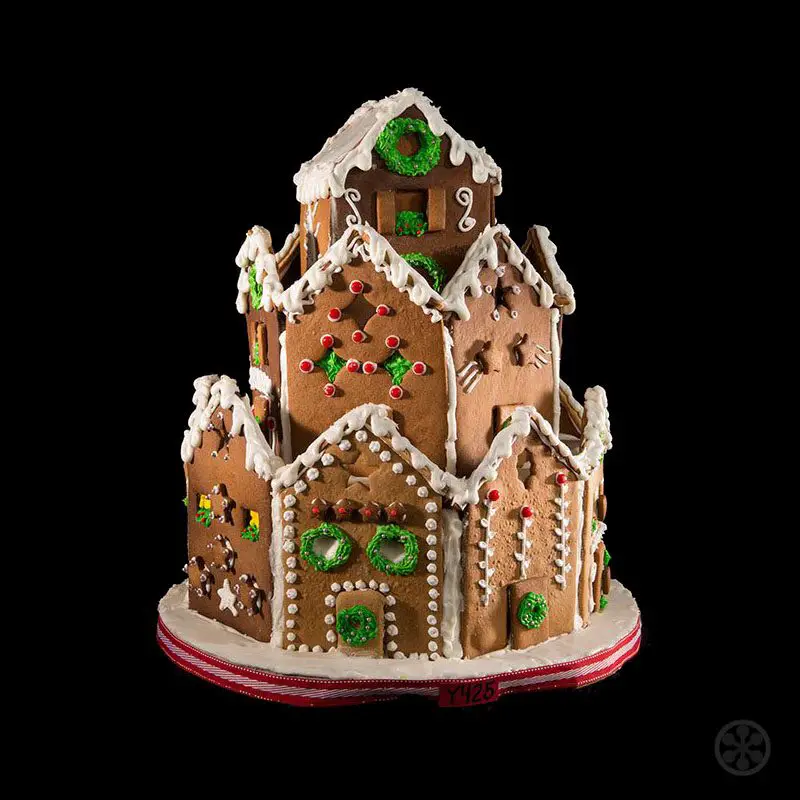 youth-third-place-winner-of-the-2017-national-gingerbread-house-competition