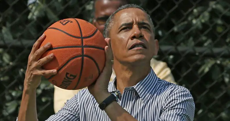 obama basketball