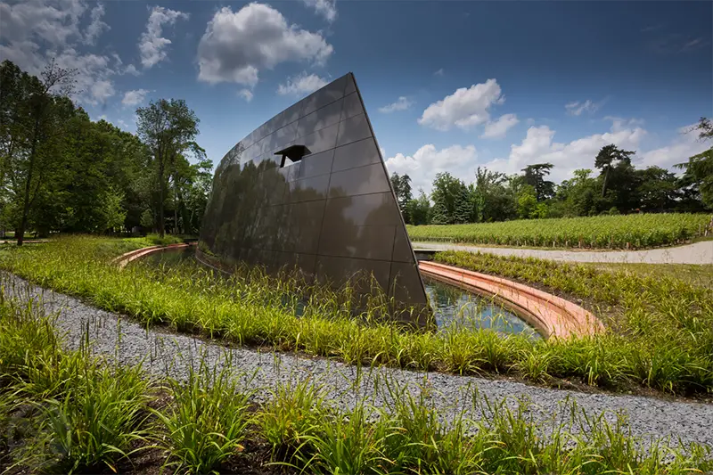 starck designed winery