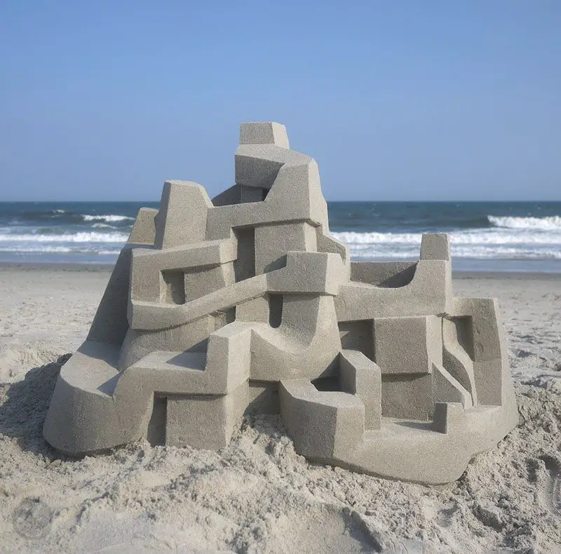 Calvin Seibert sand art