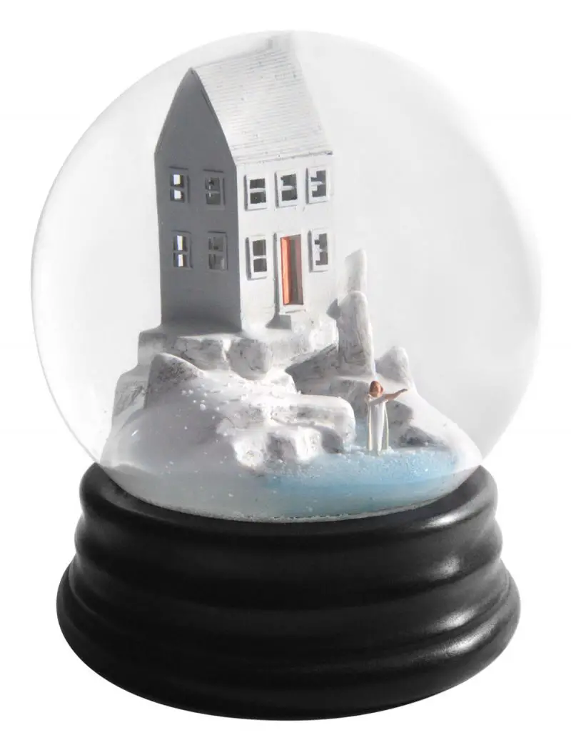 collectible snowdomes