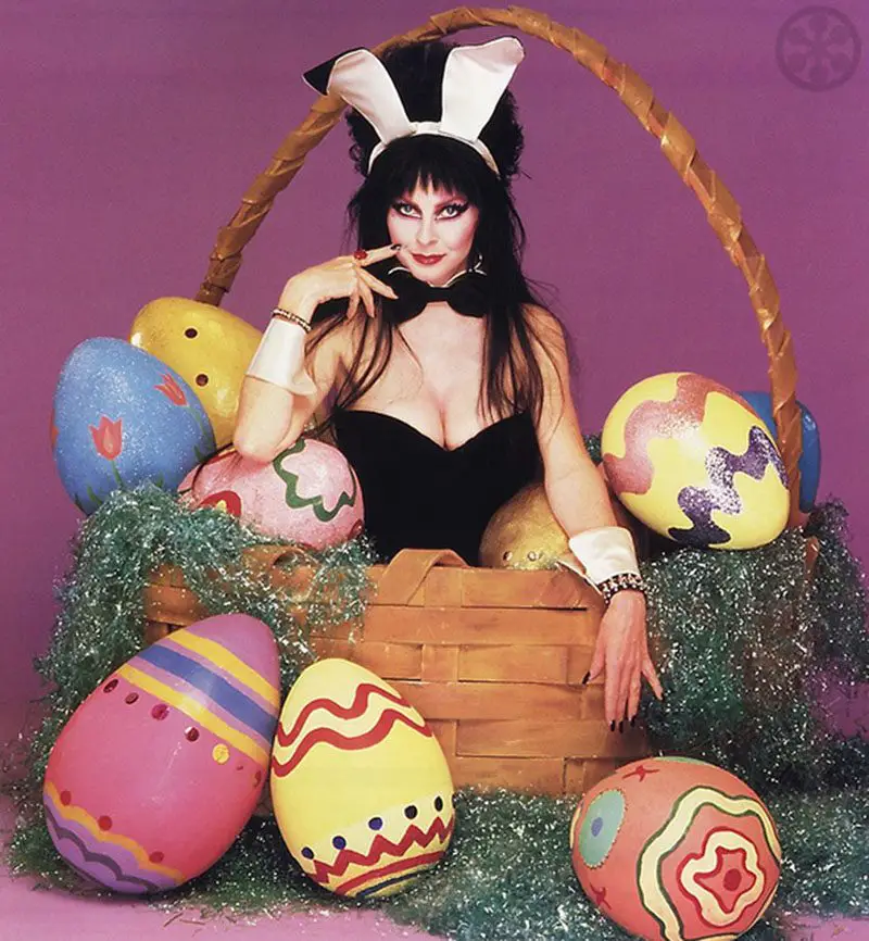 Elvira as a bunny in an Easter basket