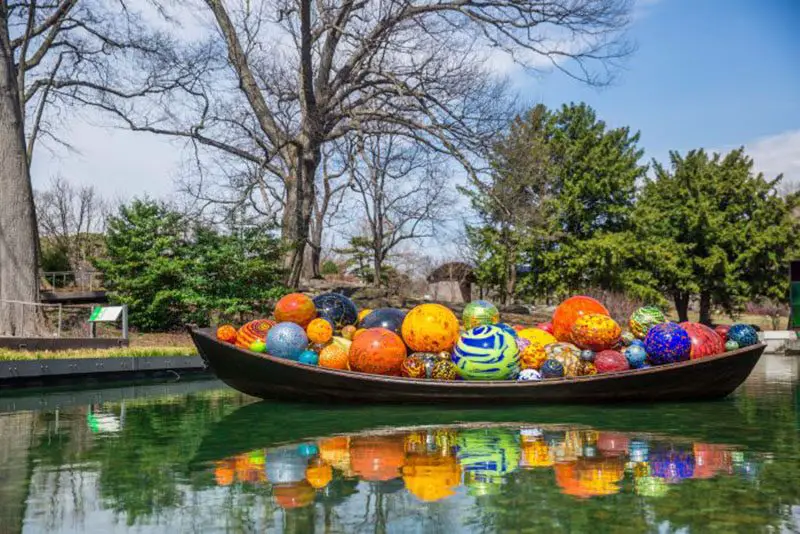 Dale Chihuly Float Boat