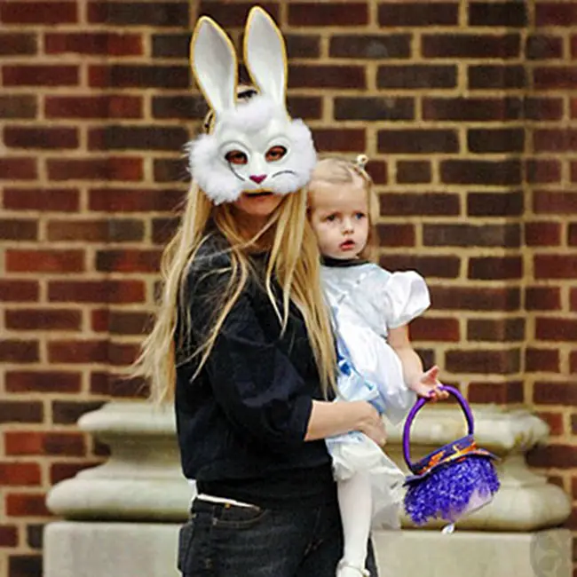 Gwyneth Paltrow as a bunny with daughter Apple